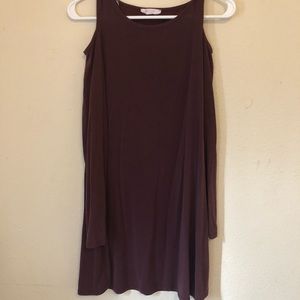 Long sleeve dress w/ shoulder holes
